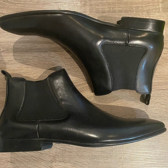 Aldo Other - Aldo Frelini black chelsea boots